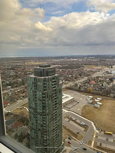 30 Elm Dr W #3808 Photo 1