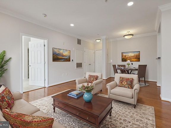 4th image of 4850 Eisenhower Ave Unit 322