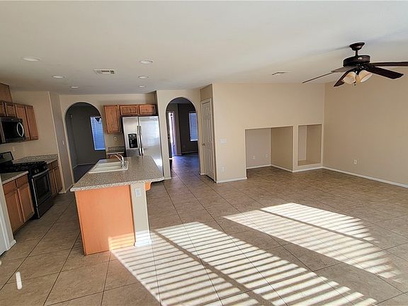3rd image of 5217 Ponderosa Heights St
