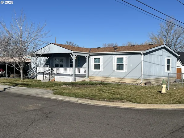 209 NE 6th Ave, Milton Freewater, OR 97862