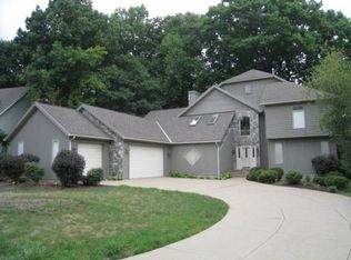 5037 Walnut Rdg, Erie, PA 16506