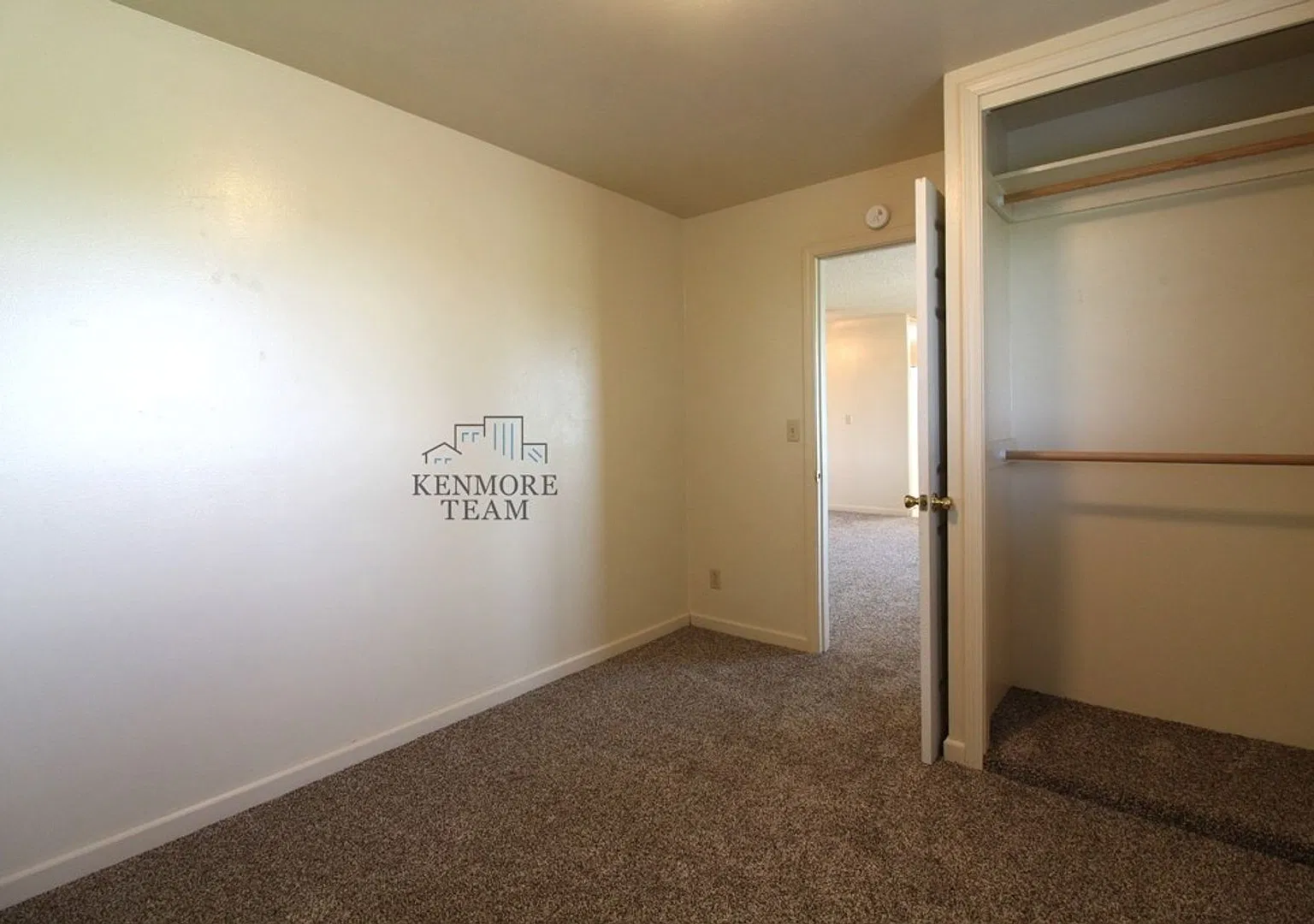 2 Bedroom, 1 Bath Home in North Pasco — Photo 4