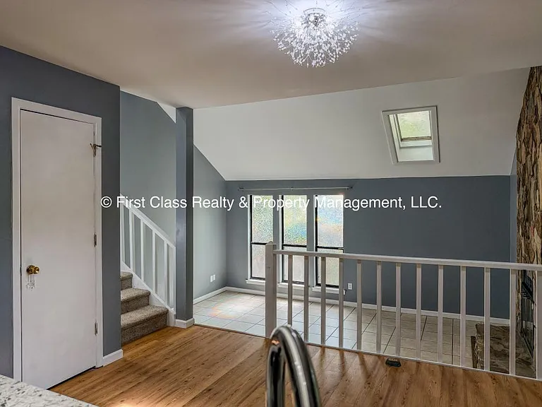 8015 Tiburon Cir — Photo 11
