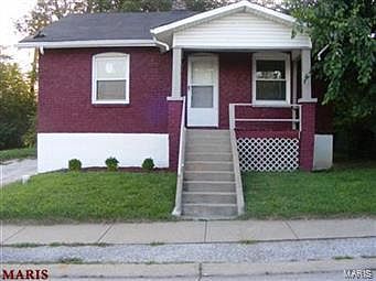 1st image of 2111 Crescent Ave