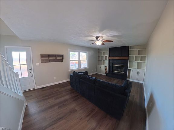 3rd image of 1613 Jackson Rd