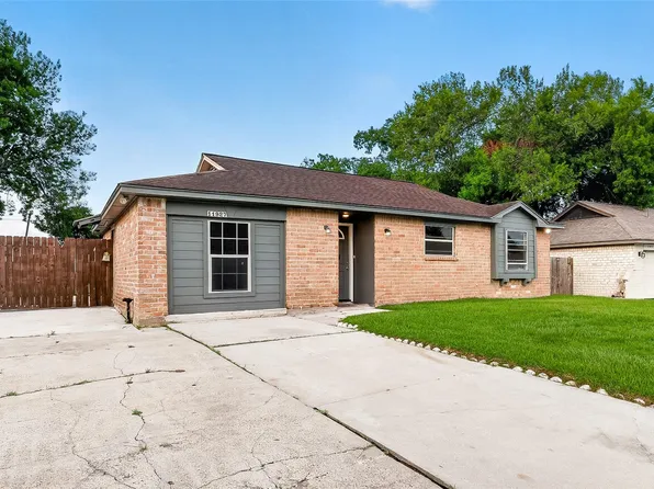 11927 Flushing Meadows Dr, Houston, TX 77089