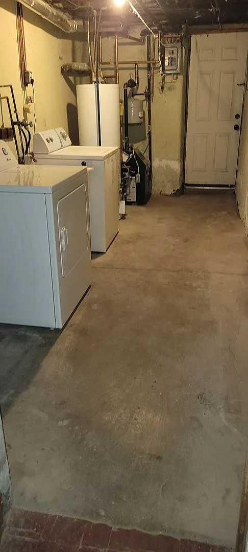 Large Home - Mayfair — Photo 2