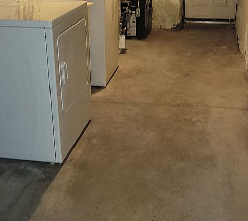 2nd image of 6747 Souder St