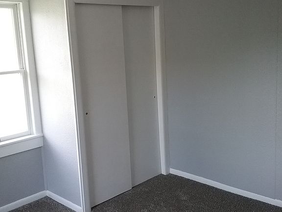 Bedroom 3 w/ closet