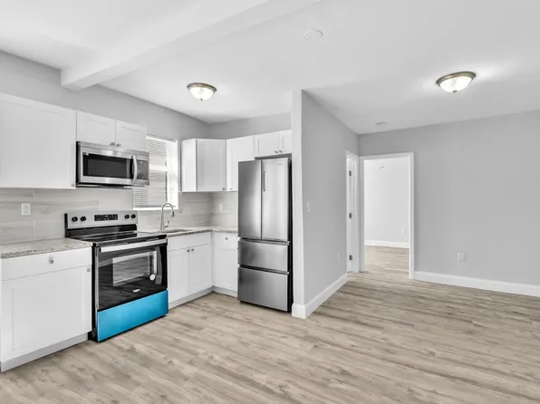 1142 SW 4th St, Miami, FL