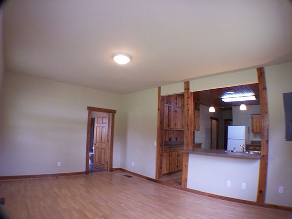 4th image of 26 Twin Way