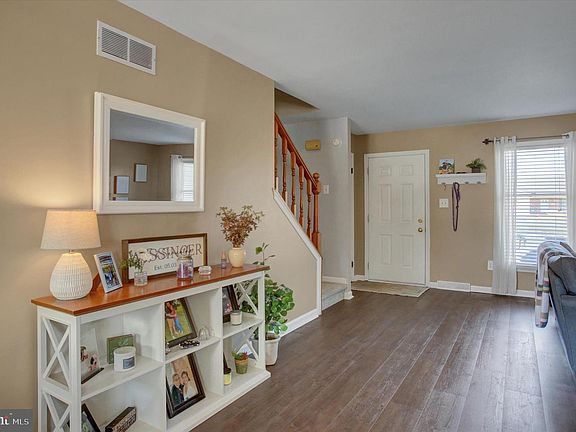 2nd image of 3458 Glen Eagles Dr