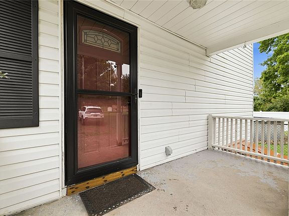 2nd image of 7544 Noblestown Rd