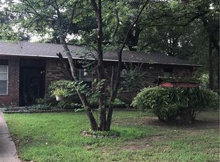 1603 N 29th St, Van Buren, AR 72956