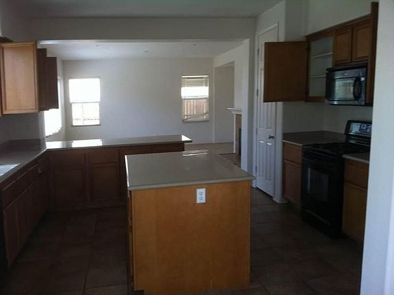 5th image of 27203 Bark Ln