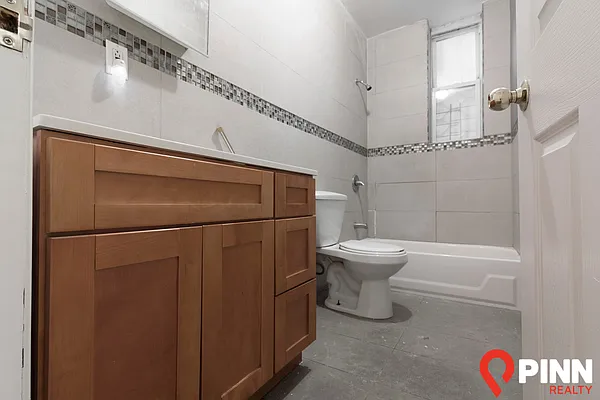 Rented by Pinn Realty | media 16