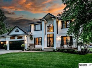 525 Sunset Dr, Yutan, NE 68073