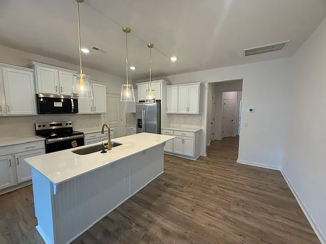 3809 Biddle St — Photo 3