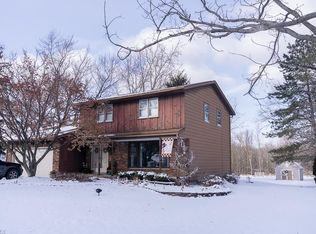 14054 Drake Rd, Strongsville, OH 44136