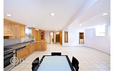 Rented by Lev Gililov Real Estate Inc