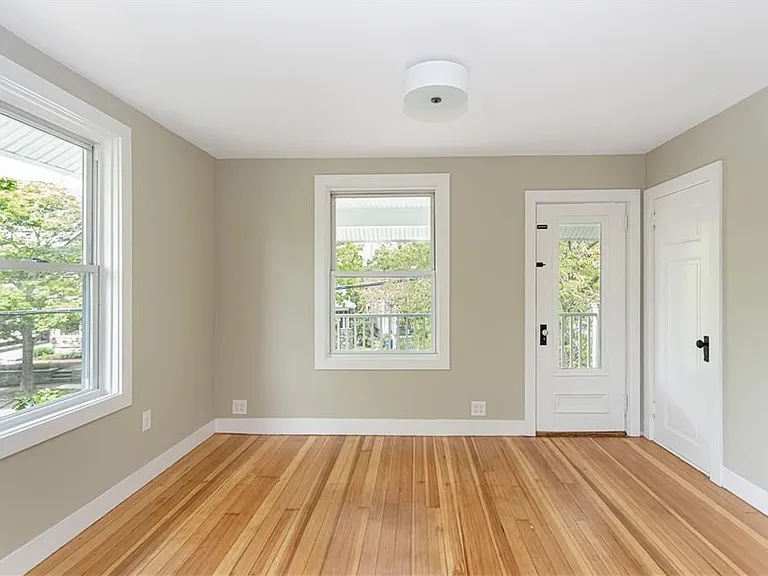 439 Broadway St #D — Photo 6