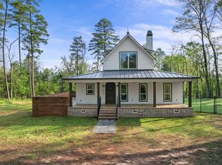 6495 Parkwood Dr, Gilmer, TX 75645
