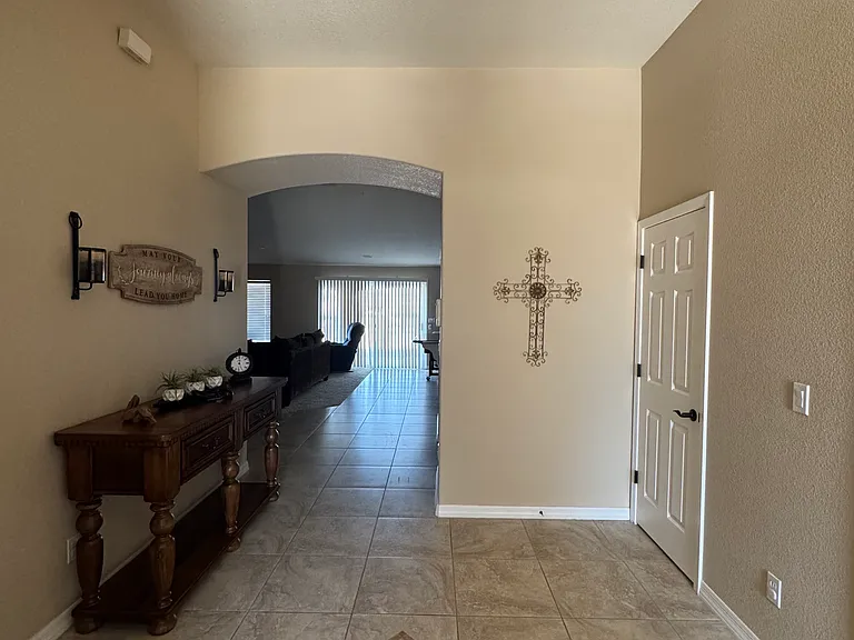 2399 E Klamath Loop — Photo 24