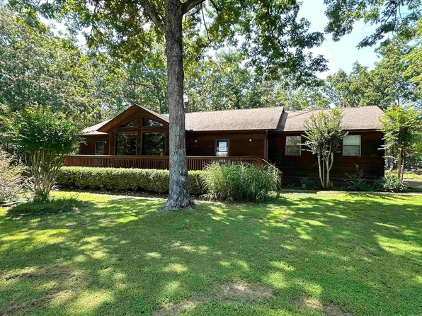 206 Cherokee Dr, Fairfield Bay, AR 72088