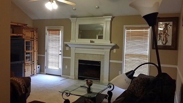 2nd image of 605 Lory Ln