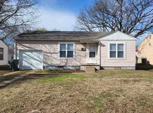 2112 Delaware St, Muskogee, OK 74403