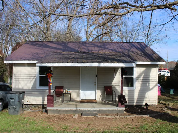 225 Smith St, McMinnville, TN 37110
