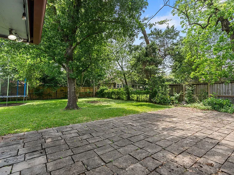 9333 Walterville Rd — Photo 29