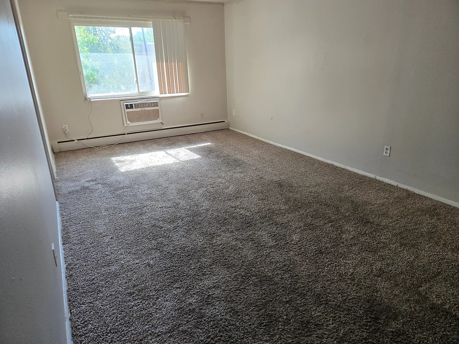 Shorter Arms Apartments — Photo 1