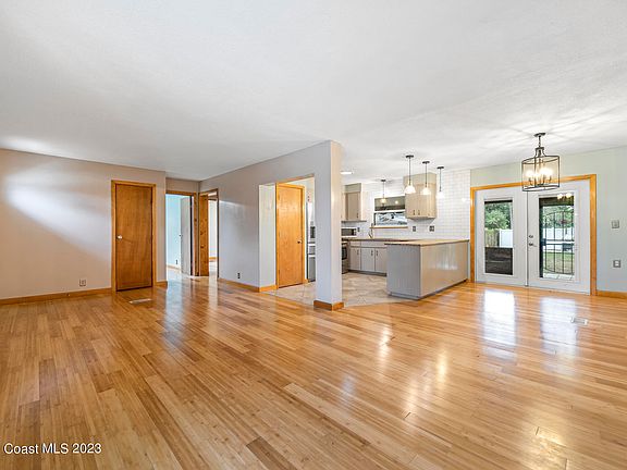 4th image of 4291 Ponds Dr