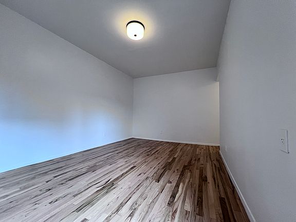 5th image of 565 W 188th St APT 55