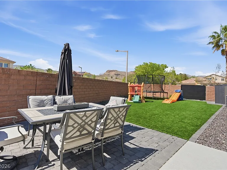 11063 Pegasus Dr — Photo 28