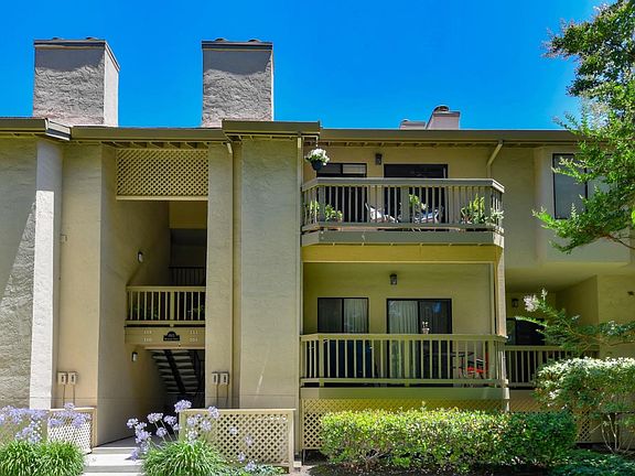 5th image of 1913 Magdalena Cir APT 111