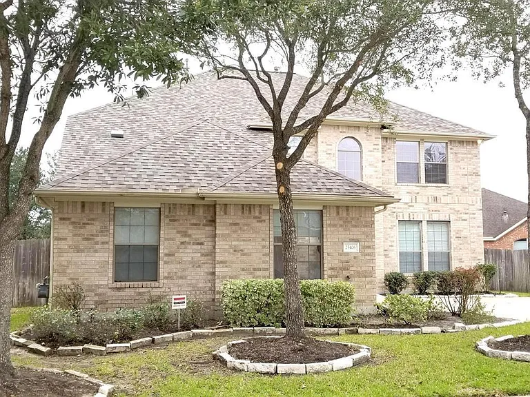 25406 Archdale Ct — Photo 3