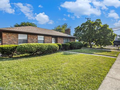 15298 Veronica Ave, Eastpointe, MI, 48021
