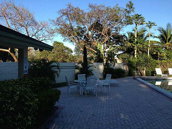 5th image of 1000 NW 79th Ter