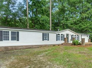 137 Green Oaks Ct, Midway, GA 31320