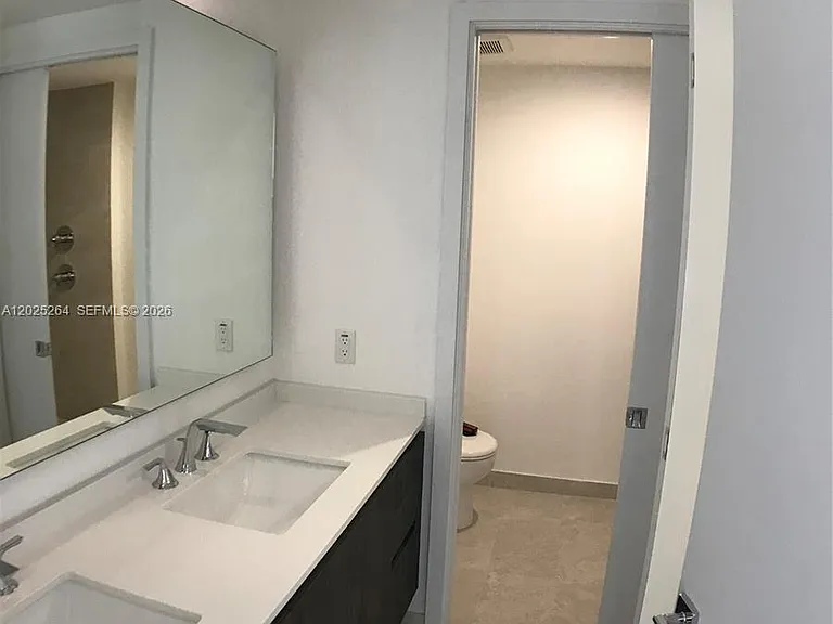 488 NE 18th St #3002 — Photo 18