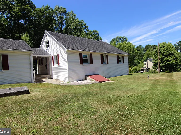 151 Dogwood Dr — Photo 19