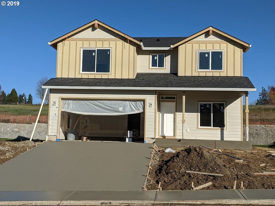 1st image of 827 W Golden Eagle Dr