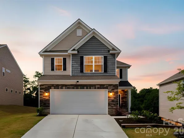 13016 Lannister Dr, Charlotte, NC 28278