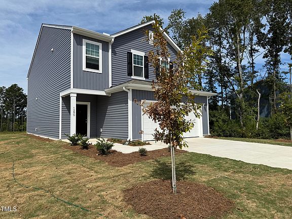 3rd image of 1290 Pond Overlook Dr