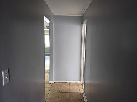 5th image of 3527 S 59th Ct #1