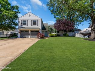 2 Kilrush Ct, Toms River, NJ 08753