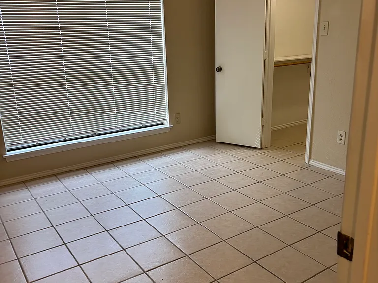5311 Wild West Dr — Photo 18