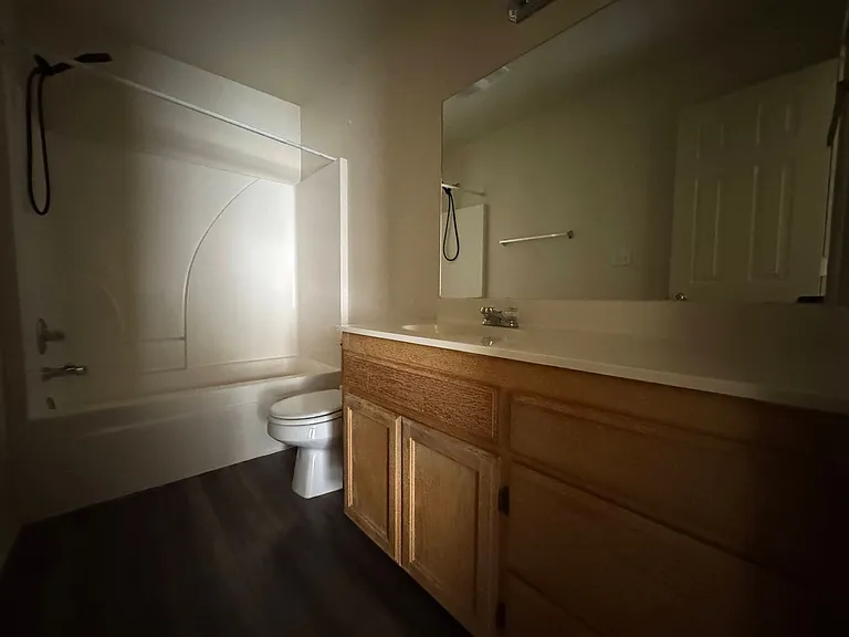 3805 Y S Pak Ct — Photo 15